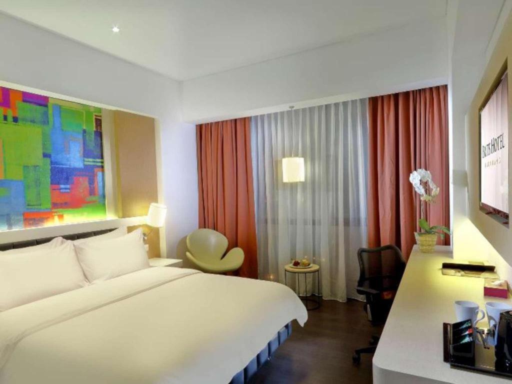 Brits Hotel Karawang Exteriér fotografie